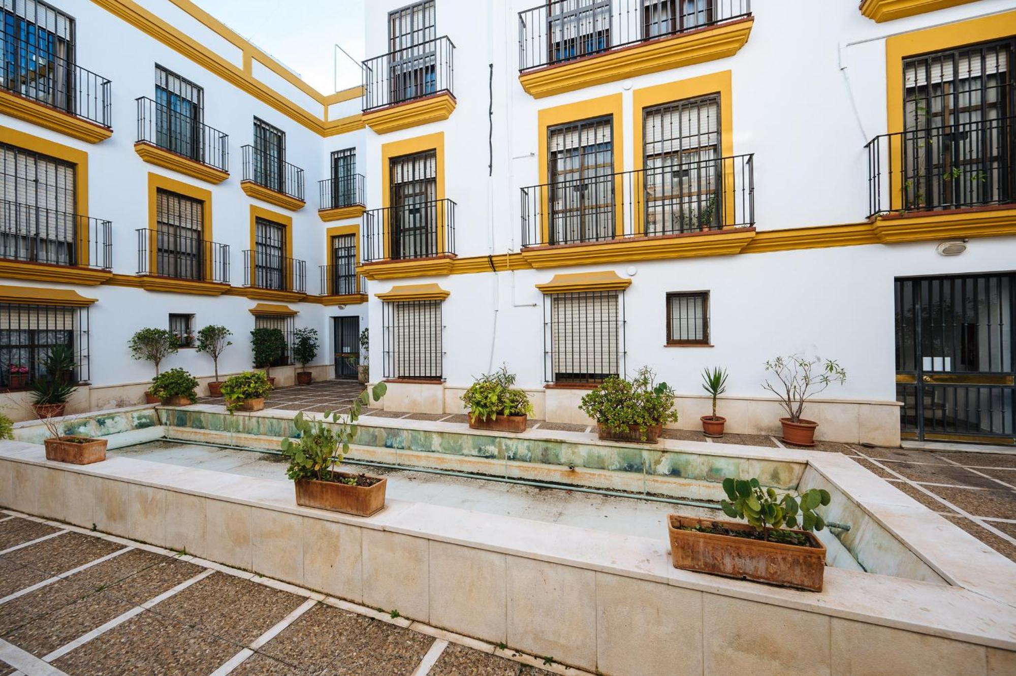 Pilsev Center Apartment Seville Luaran gambar
